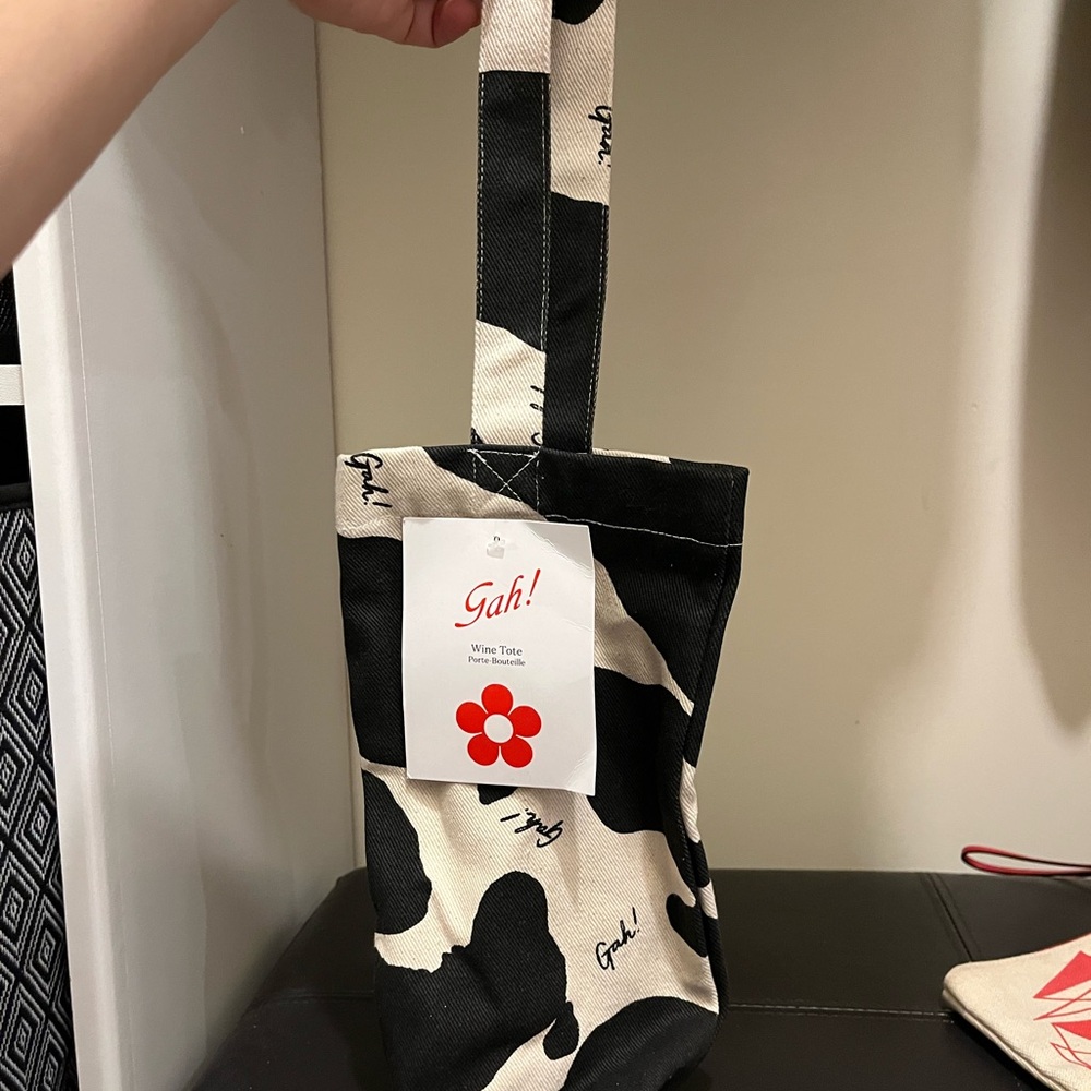 Lisa Says Gah! cow print canvas wine tote